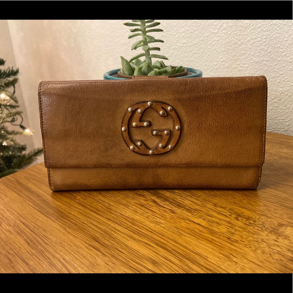 💯 AUTH ♥️ GUCCI Tan Calfskin Logo Long Wallet